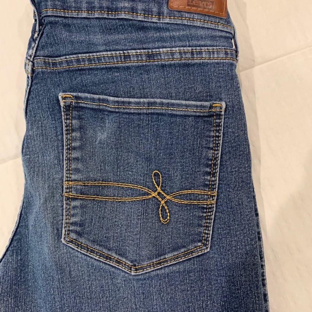 Levi’s woman jeans